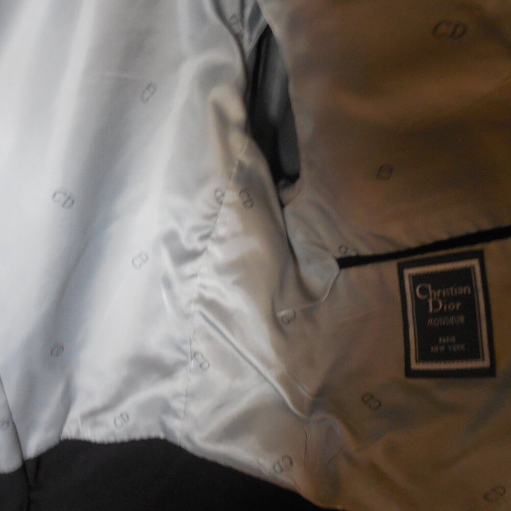 Tuxedo with tails - Picture 4 of 7